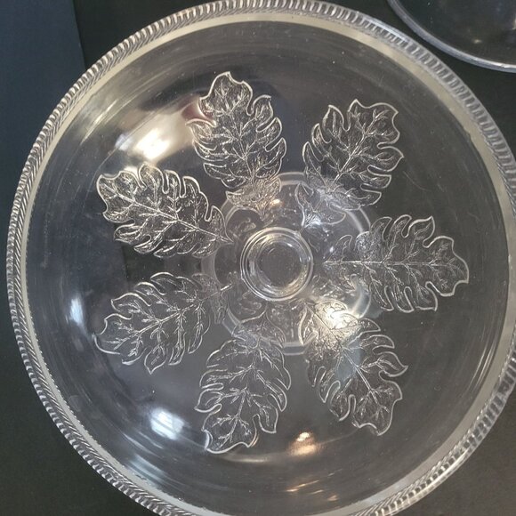 Mckee Vintage Pedestal Candy Dish Acorn Lid Embossed Leaf - Picture 3 of 11